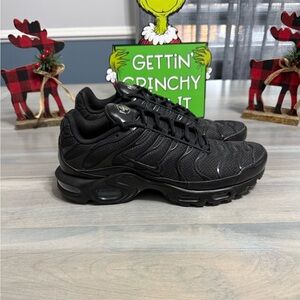 Men’s Nike air max plus